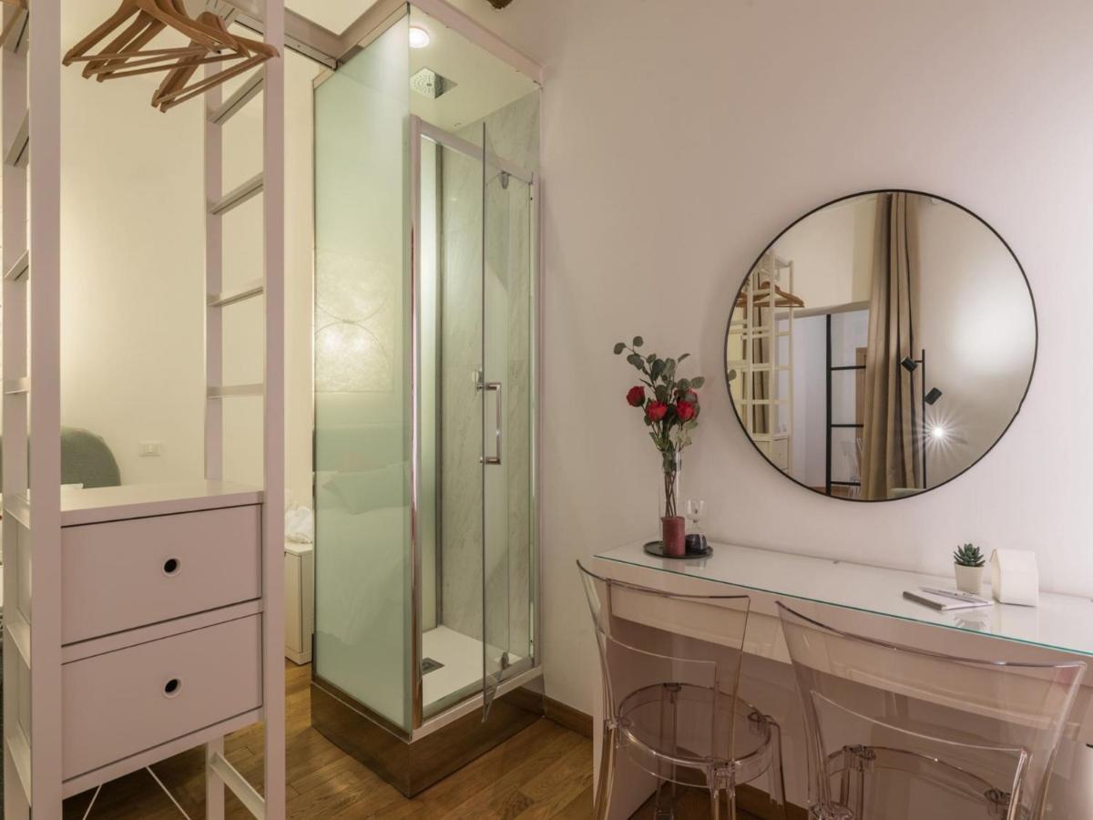 The Best Rent - Cozy Two-Bedroom Apartment In Via Dei Condotti Рим Екстер'єр фото